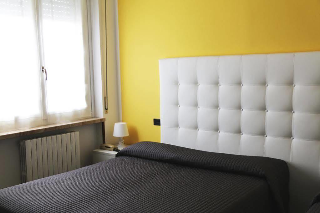 Albergo Al Sole Castelnuovo del Garda Zewnętrze zdjęcie